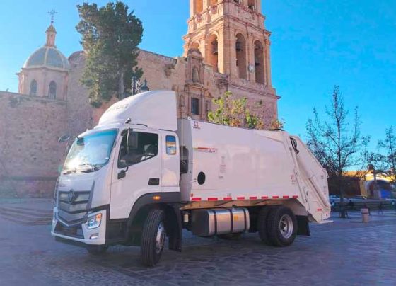 Refuerza Ramiro Hinojosa servicio de limpia con nueva unidad recolectora