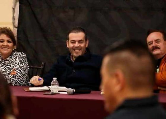 Ulises Mejía se reúne con representantes del SNTE para fortalecer la agenda educativa