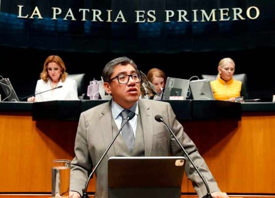 “Saúl Monreal Ávila, impulsa reforma histórica contra el llamado buró laboral y las listas negras, acabemos con la discriminación laboral”.