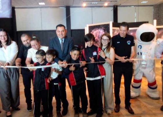 Inauguran en Zigzag exposición itinerante Ojos en el Universo: Imágenes de telescopios espaciales