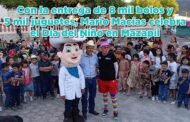 Con la entrega de 8 mil bolos y 5 mil juguetes, Mario Macías celebra el Día del Niño en Mazapil