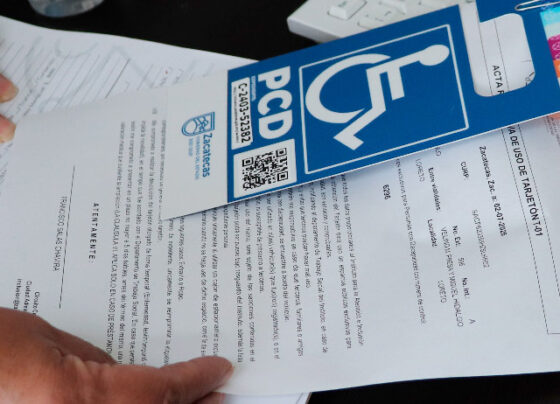 Mantiene Gobierno de Zacatecas entrega de credenciales y tarjetones para personas con discapacidad