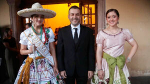 La comunidad migrante mantiene viva la identidad y las tradiciones de Zacatecas: Ulises Mejía Haro
