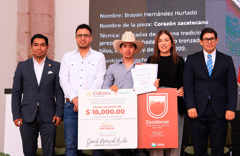 Entrega Gobierno de Zacatecas XV Gran Premio Estatal de Arte Popular