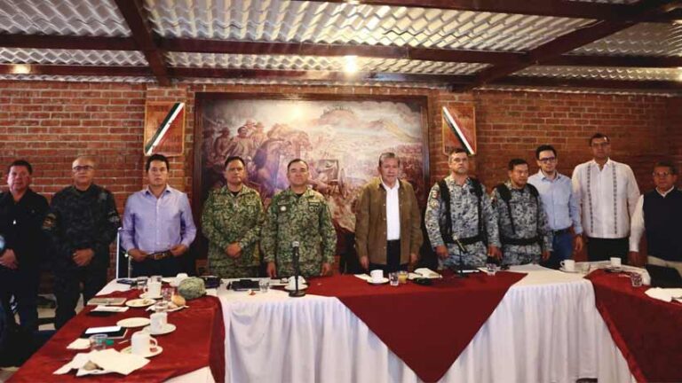 Encabeza Gobernador David Monreal sesión del Grupo de Inteligencia Operativa; analizan líneas de investigación