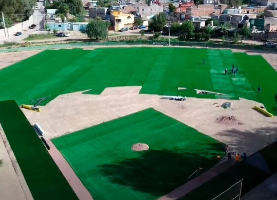 Ramiro Hinojoza fortalece su infraestructura deportiva con nuevo campo de béisbol