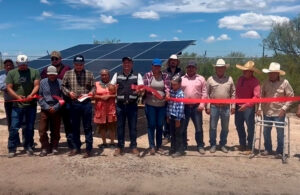 Pier Michel impulsa el uso de energía solar en la comunidad de Charquillos