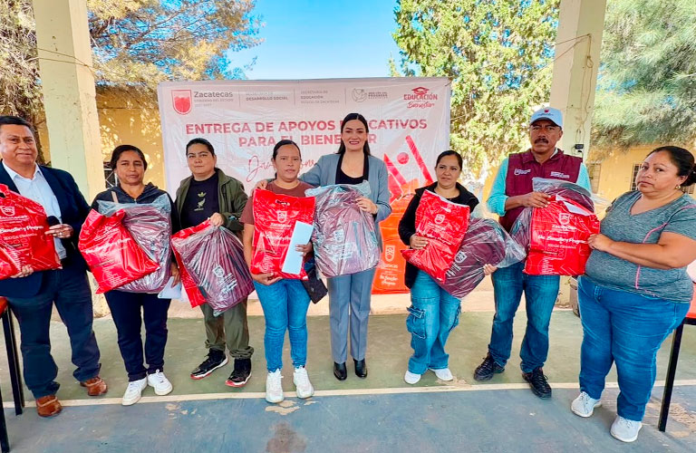 Acerca Gobierno de Zacatecas bienestar a familias con entrega de útiles escolares y mochilas en todo el estado