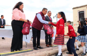 La educación es la mejor inversión para el futuro de Sombrerete: Ramiro Hinojoza