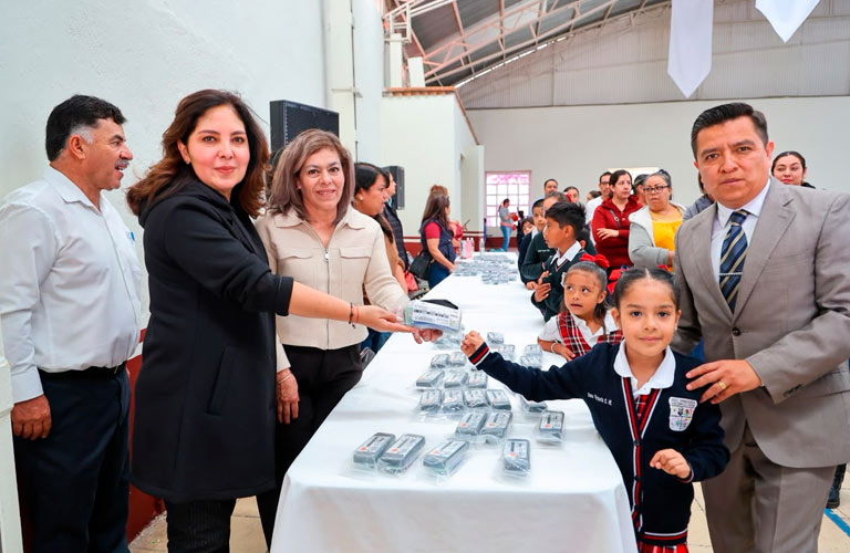 Beneficia SEDIF a 350 niñas y niños de Morelos, mediante programa Ver Bien para Aprender Mejor