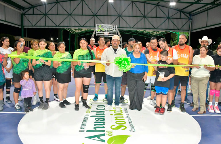 Federico Monsiváis fortalece infraestructura deportiva en Ahualulco