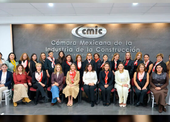 Vinculará SEDIF a mujeres con Boutique de ropa y accesorios del Comité de Damas CMIC