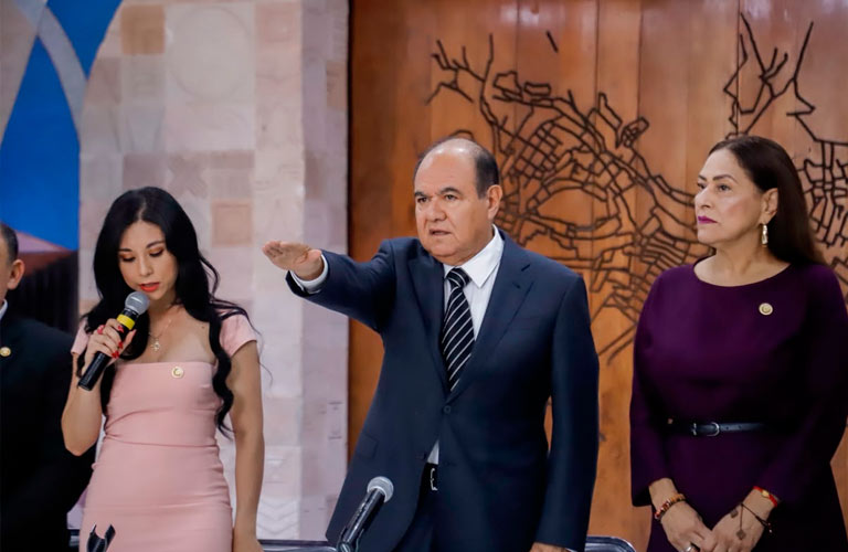 Amplía Gobernador David Monreal Ávila promoción turística de Zacatecas
