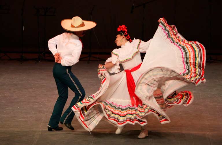 Enaltece danza folclórica raíces y tradiciones de Zacatecas, en tercer día de Temporada de Danza 2026