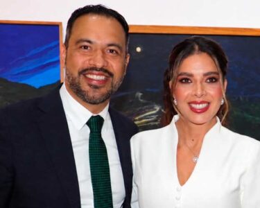 Ignacio Segura reconoce el liderazgo, la trayectoria y el compromiso social de Ruth González
